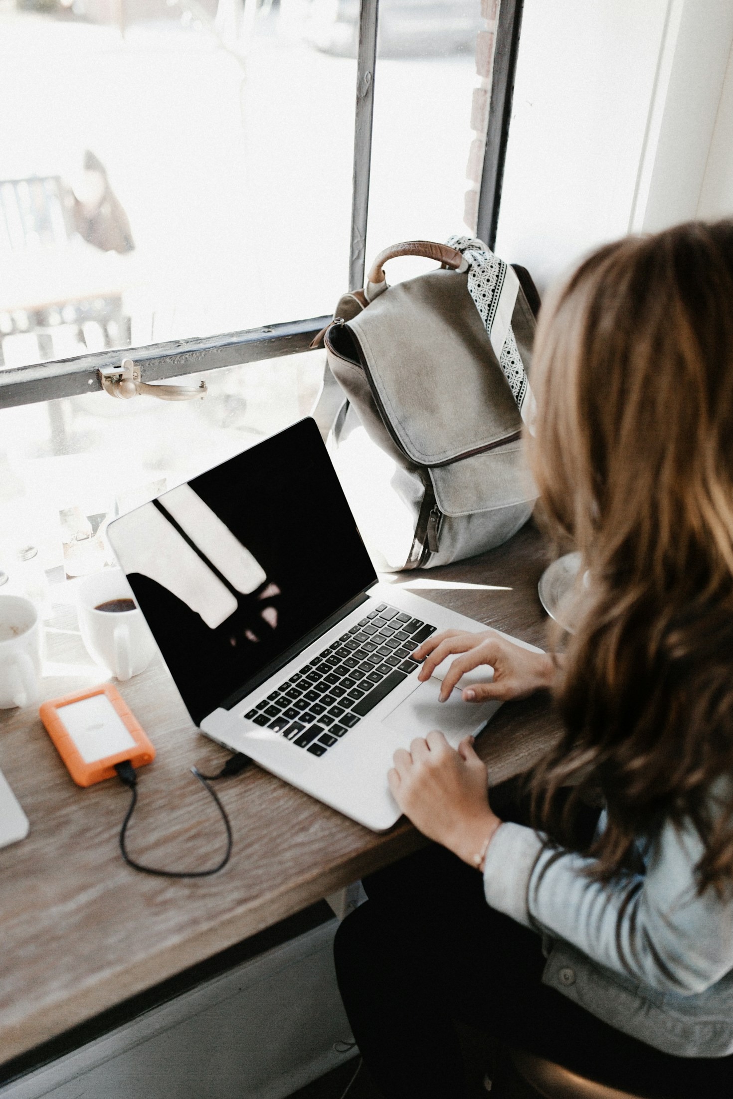 Building Communities Around Shared Online Interests